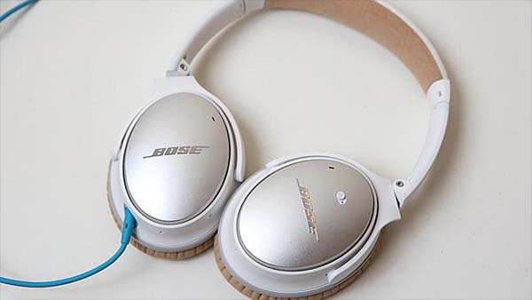 Kamala Harris is right to be wary of Bluetooth headphones