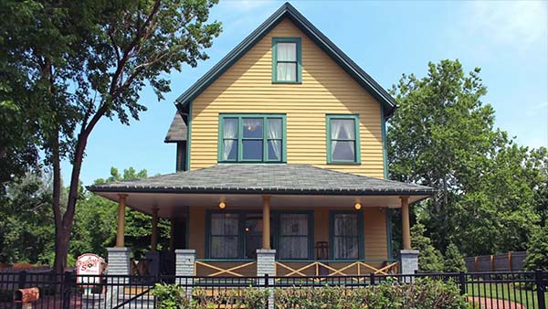 ‘A Christmas Story’ House available for overnight Christmas stays
