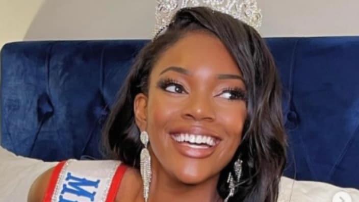 Alabama pageant queen Zoe Sozo Bethel dies after suffering brain damage from an accident