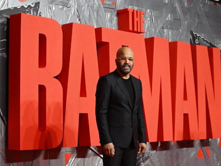 Jeffrey Wright Invites Us To Decolonize Our Perspective As He Plays The First Black Gordon In ‘The Batman’