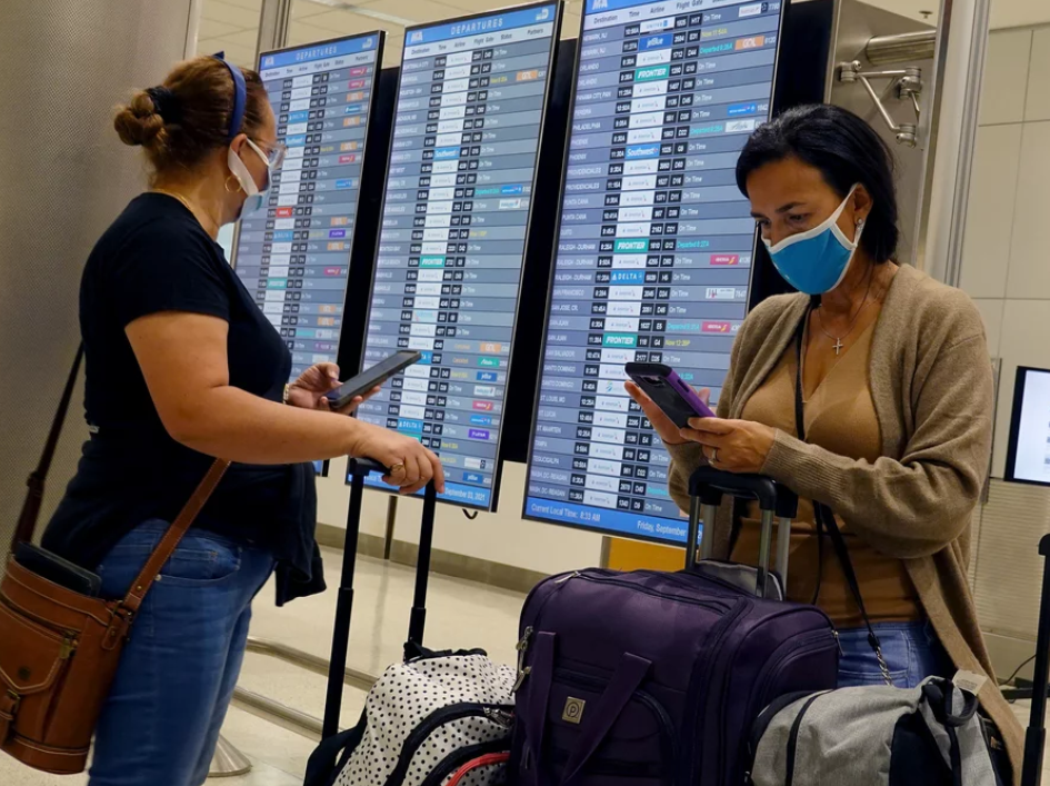 TSA will no longer enforce travel mask mandate after a federal judge strikes it down