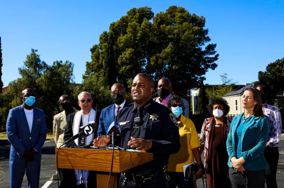 Oakland residents remain skeptical as federal oversight of police ends after 20 years
