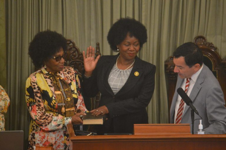 Asm. Tina McKinnor Takes Oath; Becomes 12th Member of California’s Black Caucus