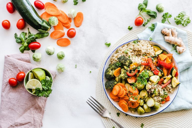 What an Internal Medicine Doctor Eats Every Day for Optimal Mood Balance and Mental Health