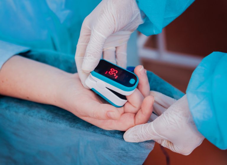 COVID-19 made pulse oximeters ubiquitous. Engineers are fixing their racial bias