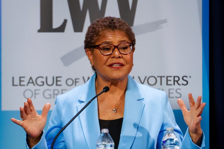 Karen Bass’ mission: Get 17,000 people off the streets of Los Angeles in a year