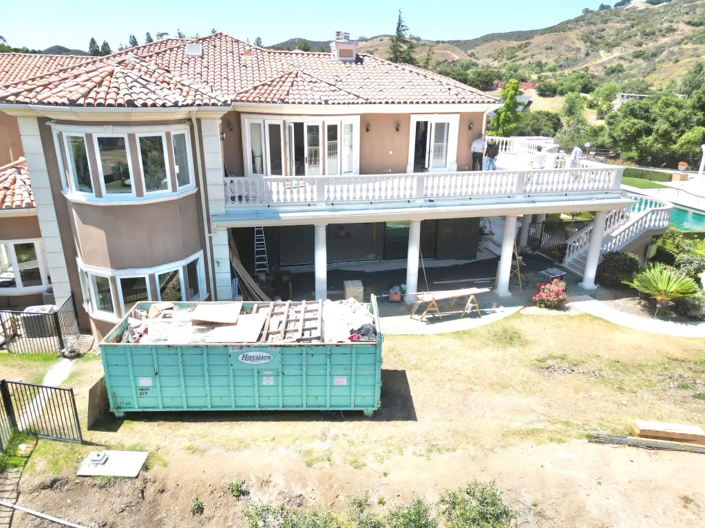 Photos show work being done at Jamie Foxx’s $10.5M home as his condition remains unclear