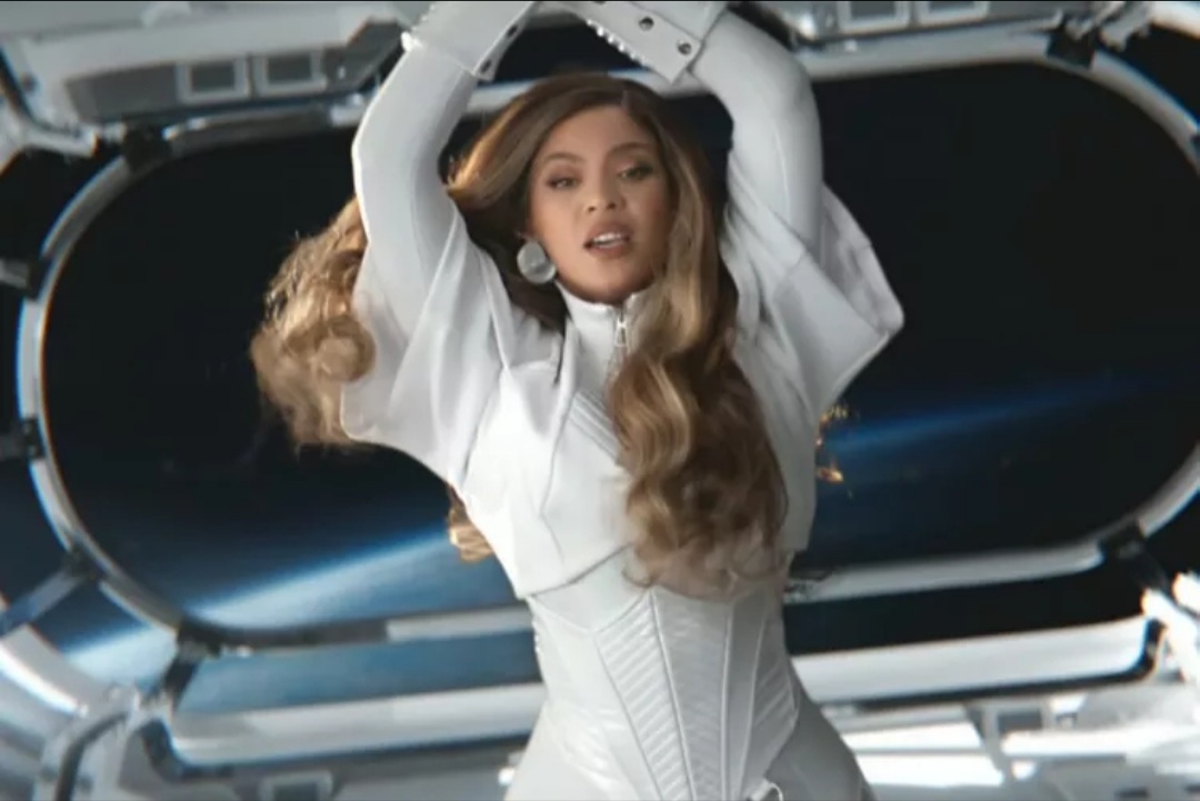 Beyoncé Announces Release Date for New Album During 2024 Super Bowl: ‘Act II’