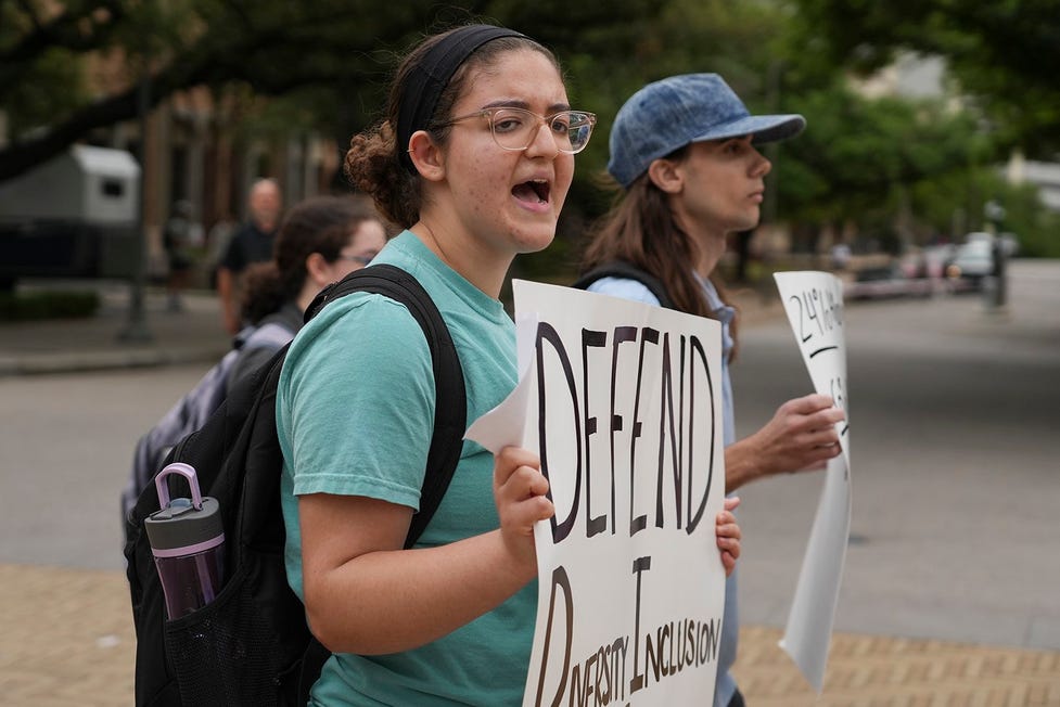 What does a DEI ban mean on a college campus? Here’s how it’s affecting Texas students.