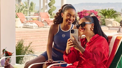 Tracee Ellis Ross And Yara Shahidi Reunite In The Latest Old Navy Campaign